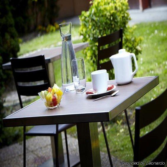 Hotel Campanile Calais Restaurante foto